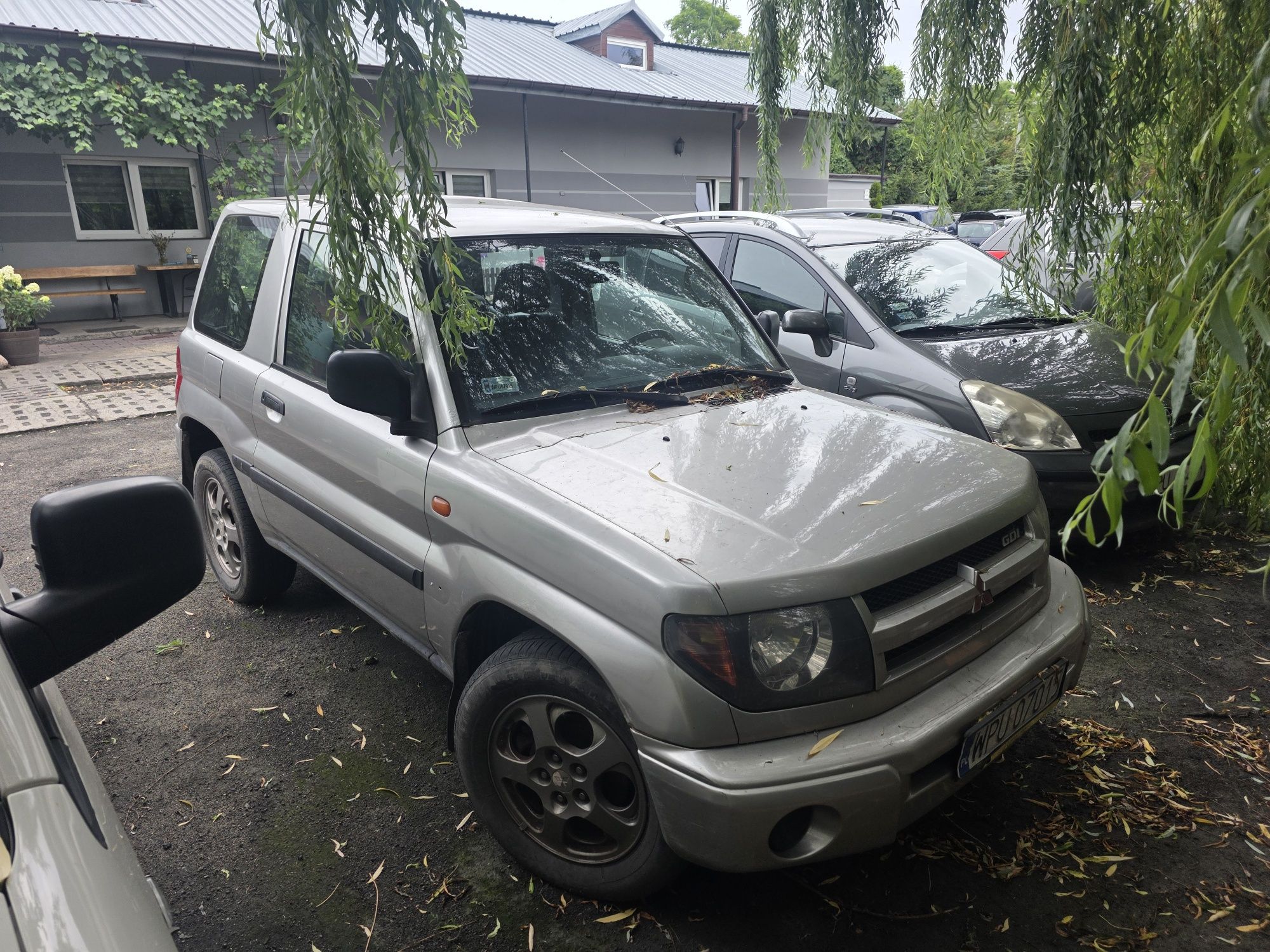 Mitsubishi pajero pinin