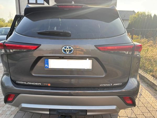 Toyota Highlander Toyota Highlander 2.5 Hybrid AWD-i Executive | 2022 | Salon Polska