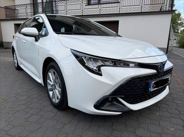 Toyota Corolla 1.8HYBRID 140KM FULL LEDY, 2023r, z salonu PL, F-VAT23%