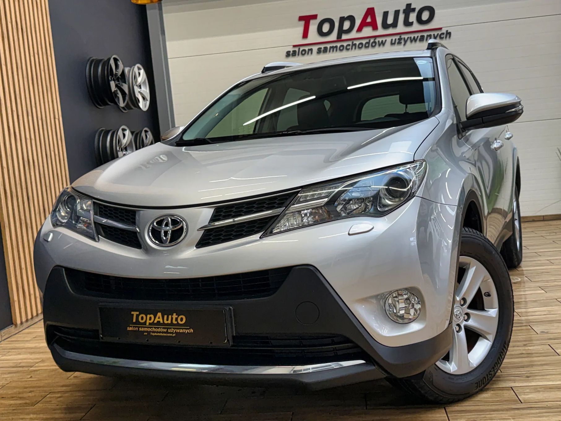 Toyota RAV4 2.0D * MANUAL * kamera * BEZWYPADKOWY* zarejestrowany* NAVI *
