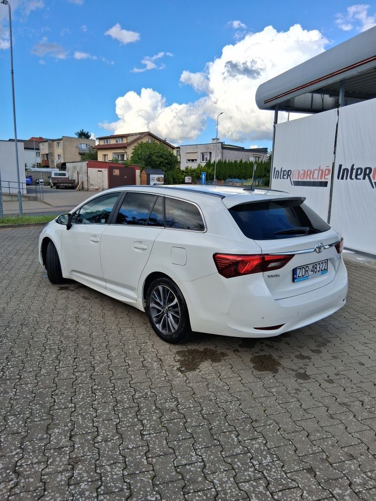 Toyota Avensis 2.0 Diesel 2015