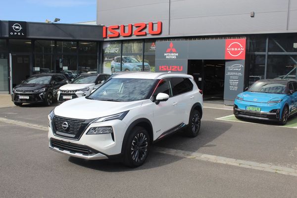 Nissan X-Trail 1.5 Hybrid 4x4 2025