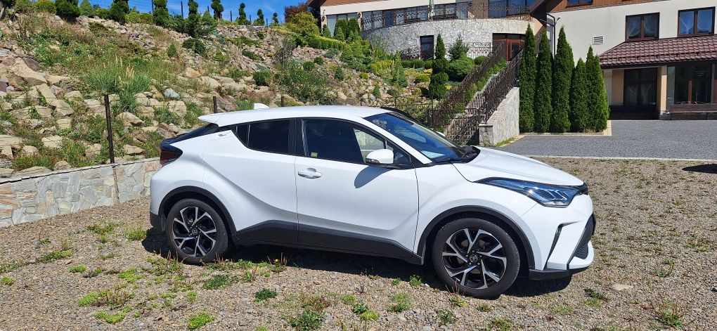 Toyota C-HR hybrid and LPG