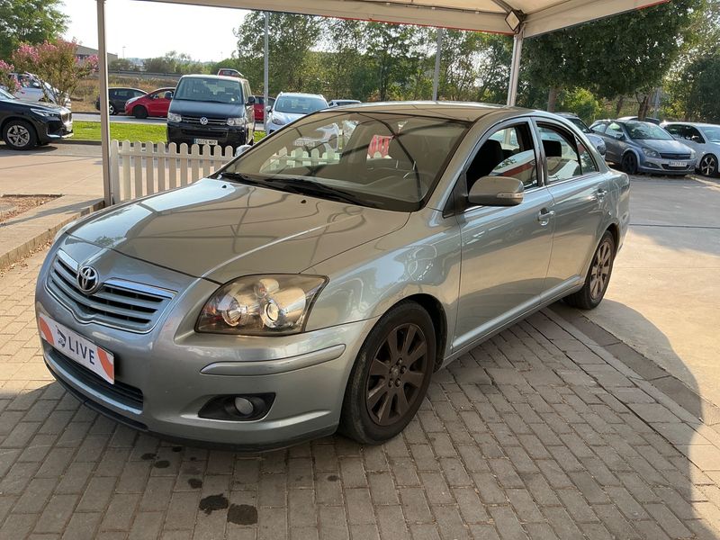 Toyota Avensis 1.8 Sol