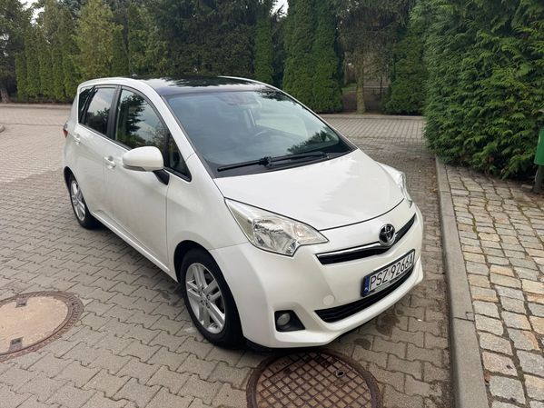Toyota Verso S Toyota Verso S , Solar-dach bezypadkowy