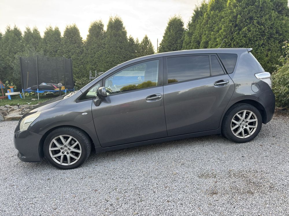 Toyota Verso 2.0 D-4D 2009