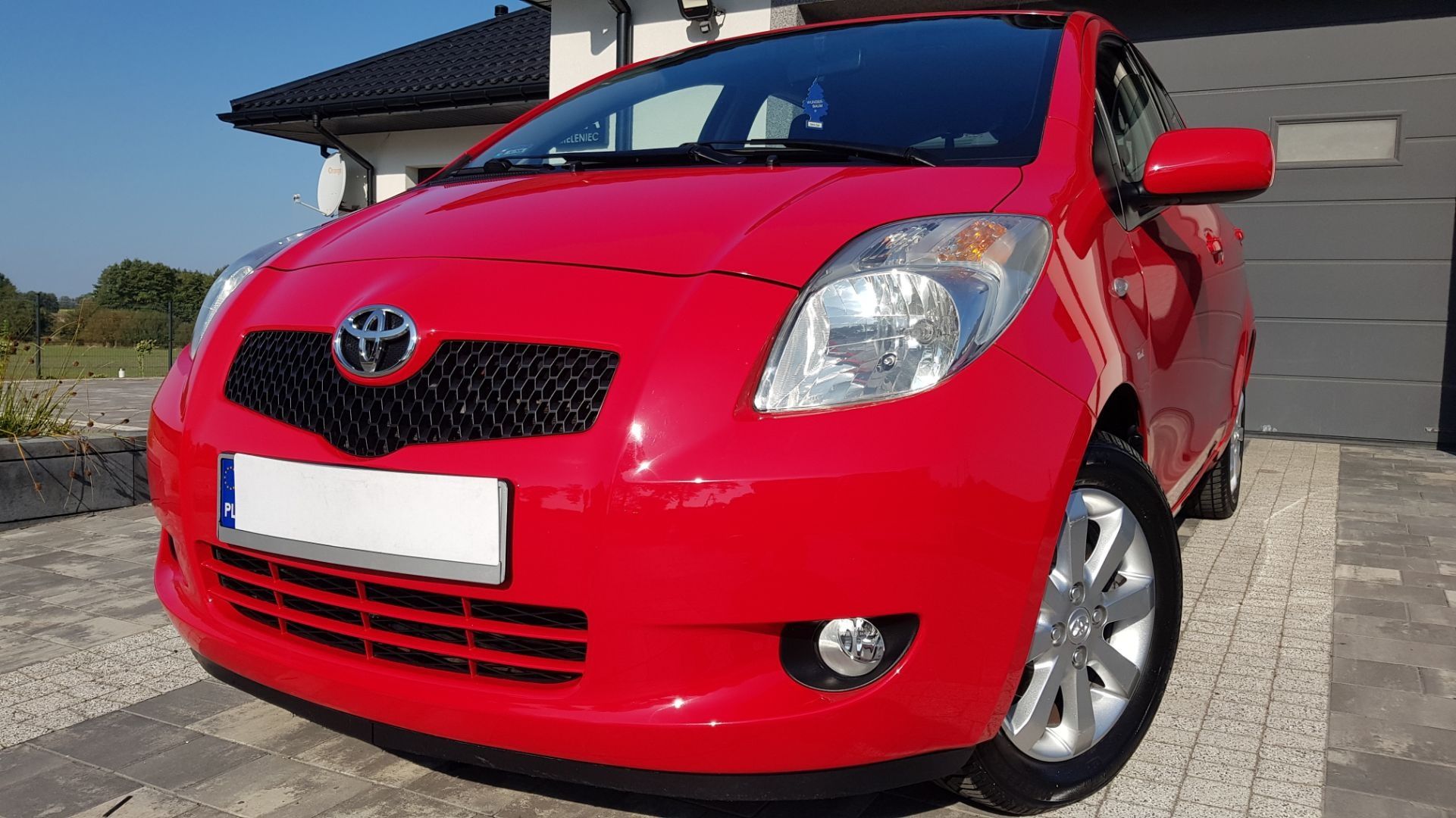 *JEDNA Na MILION* Niziutki Przebieg Śliczna PACHNĄCA Toyota YARIS Stan FABRYCZNY Polecam