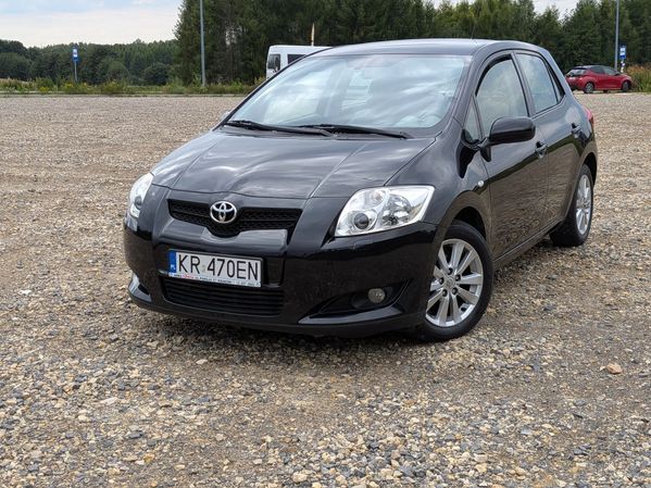 Toyota Auris PL Salon , Zadbany , Bogata Wersja , PDC , Gwarancja , Niski przebieg