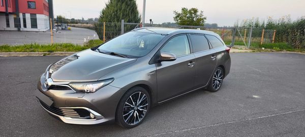 Toyota Auris 1.8 Hybrid 2016