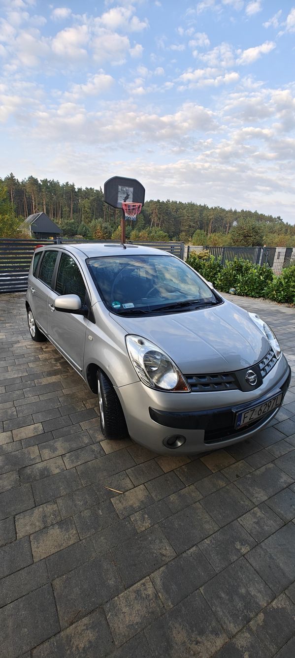 Nissan note 2006 r. 1.6 benzyna 110km