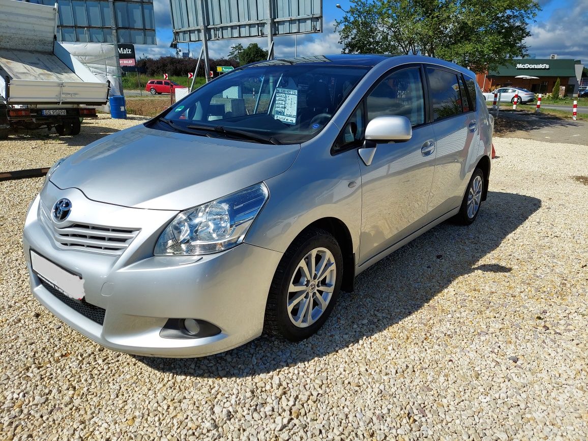 Toyota Verso 2.0 D-4D 2011