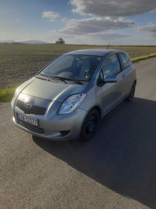 Toyota Yaris 1.3 petrol