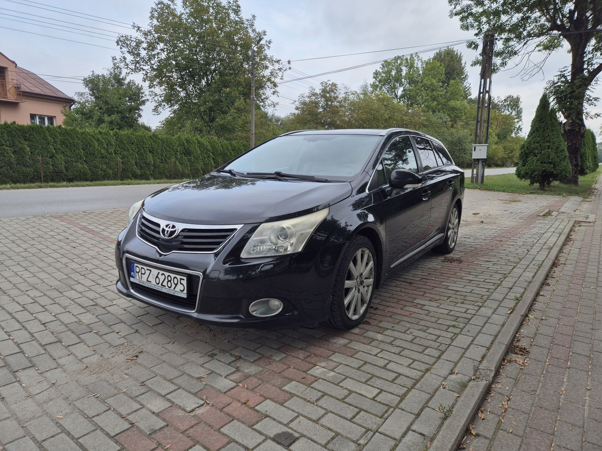 Toyota Avensis 2.2 Petrol 2010