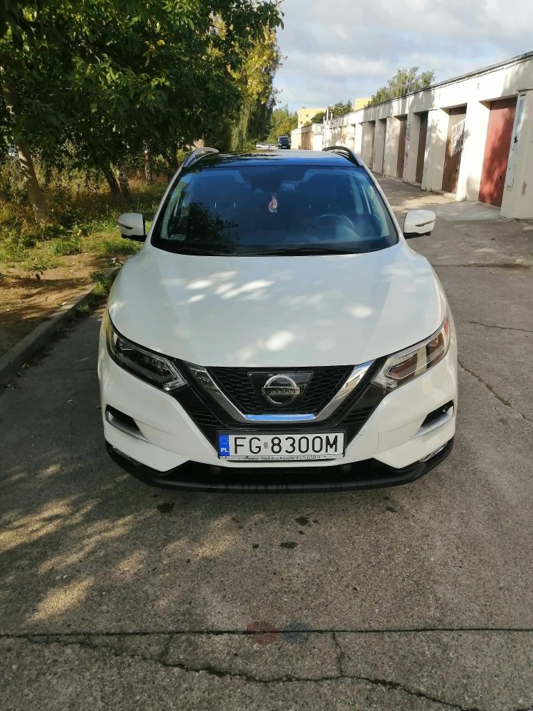 Nissan Qashqai perła