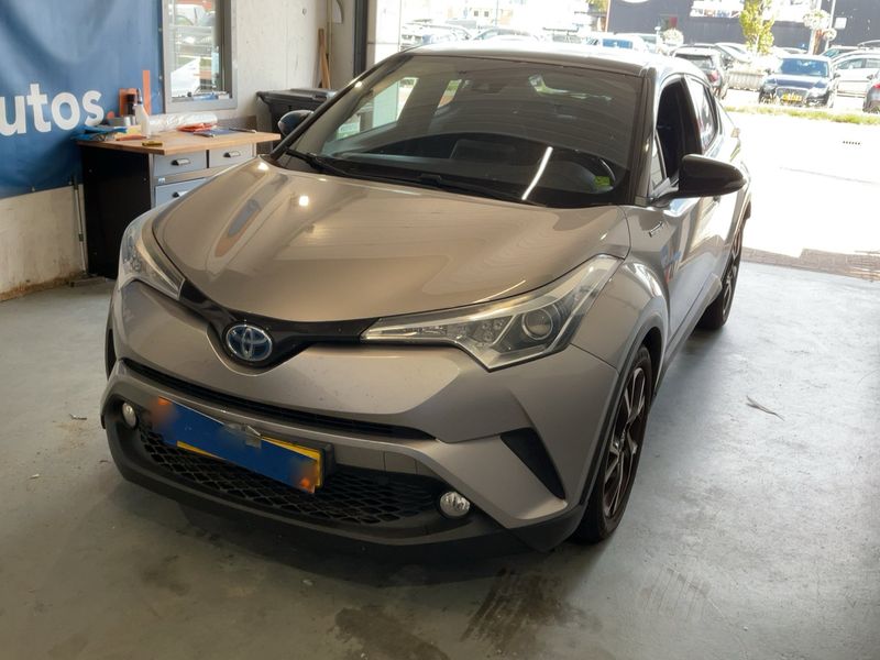Toyota C-HR 1.8 Hybrid Style