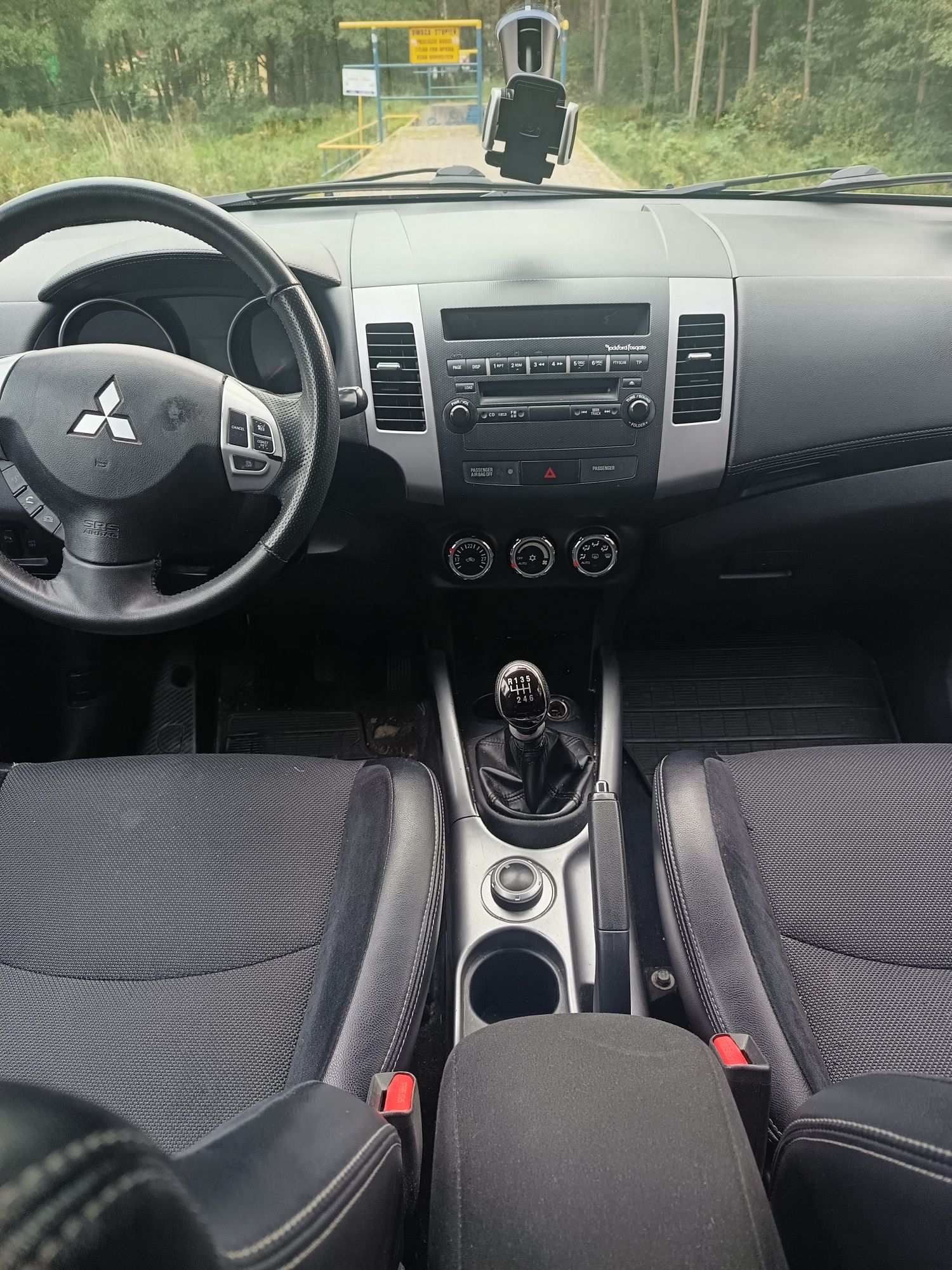 Mitsubishi Outlander 2.3 Diesel 4x4 2011