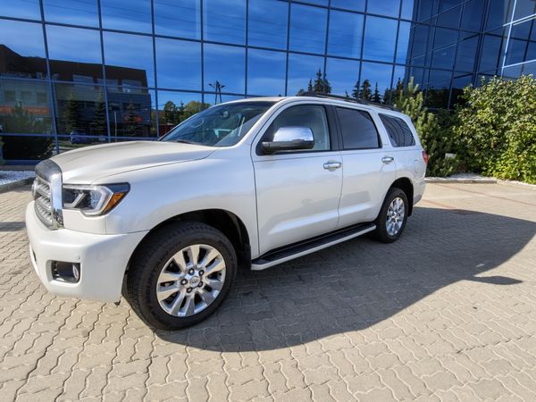 Toyota sequoia 2012 Platinum
