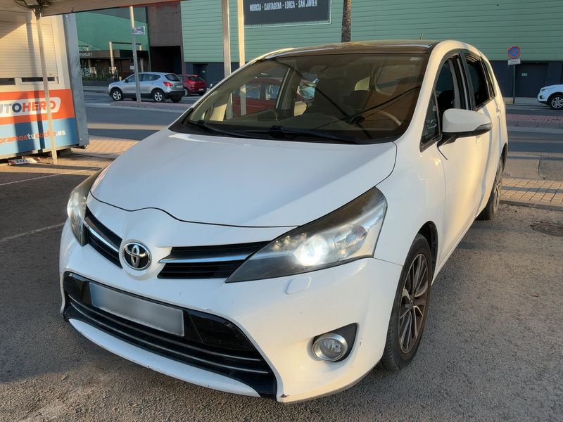 Toyota Verso 1.6 Comfort