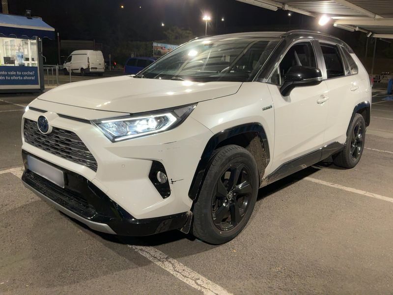 Toyota RAV 4 2.5 Hybrid 4x2 Feel!