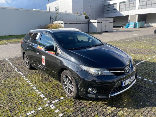 Toyota Auris 1.8 Hybrid 2014