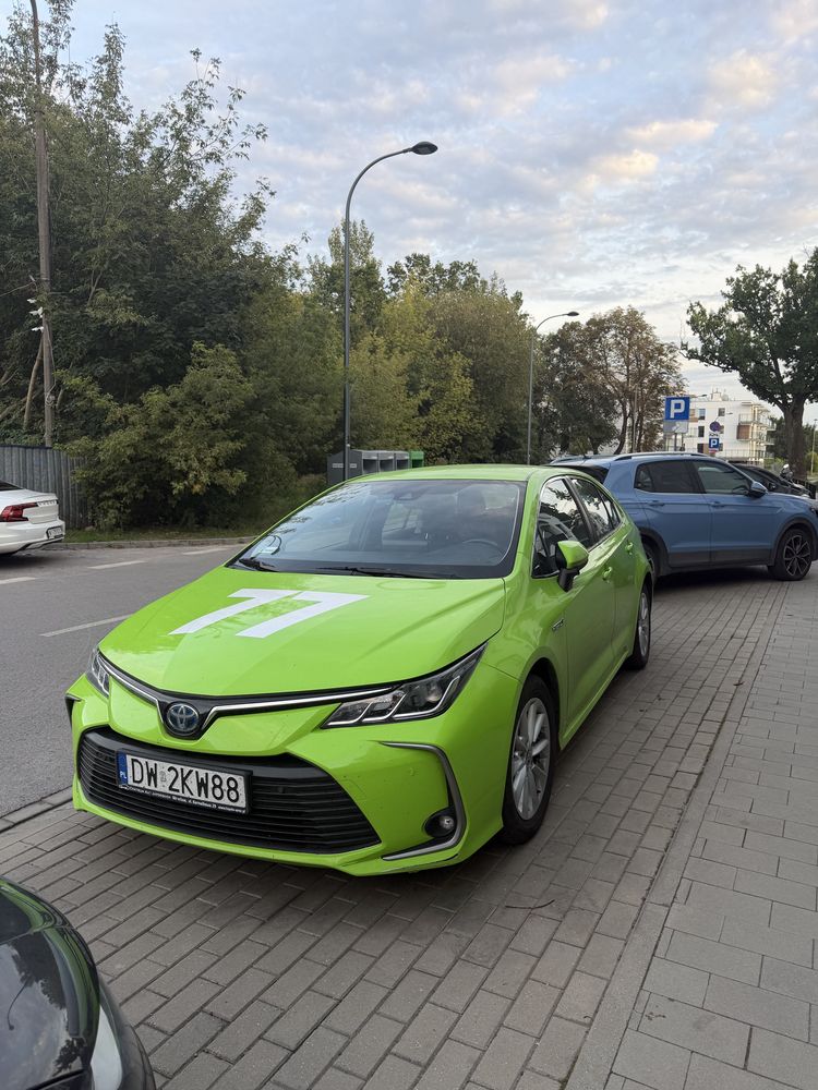 Toyota Corolla E21 1.8 hybrid LPG