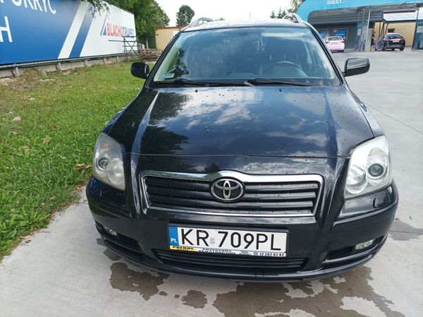 Toyota Avensis II Kombi 2.2 D-4D 177KM 130kW Prestige version