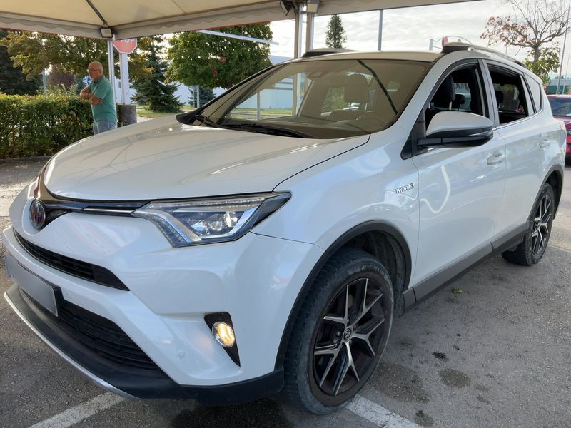 Toyota RAV 4 2.5 Hybrid Advance