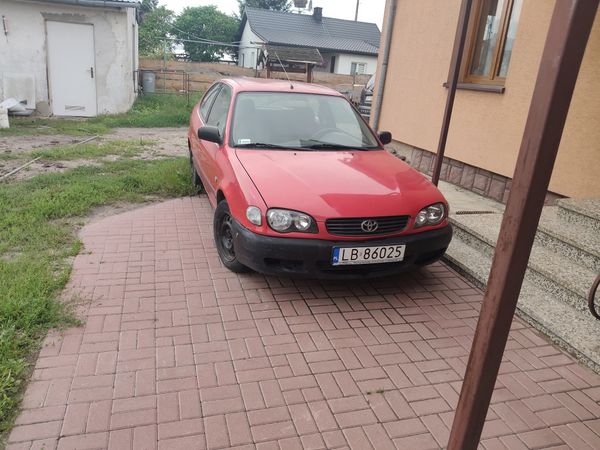 Toyota Corolla e11
