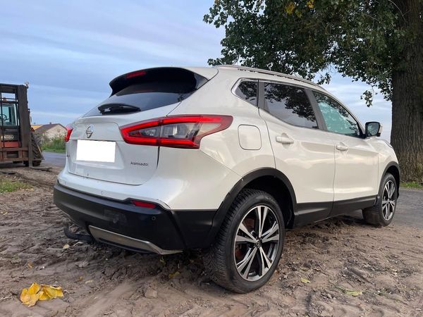 Nissan Qashqai 2018 ROK_1.2 Benzyna_TEKNA_Kamery 360,Panorama,Navi,Ledy,Kamera_Biały!