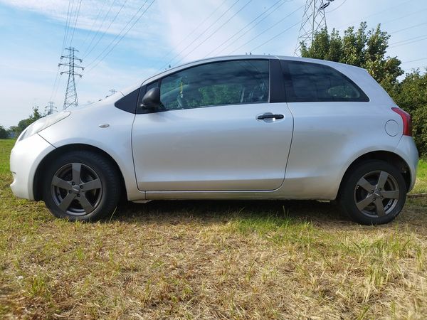 Toyota Yaris 1.3 benzyna