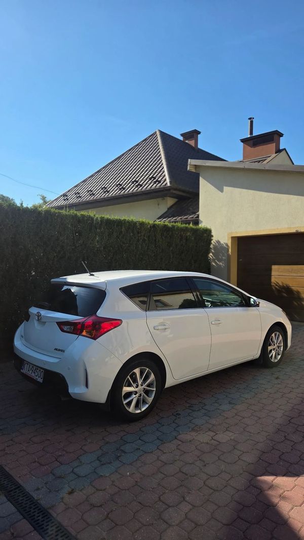 Toyota Auris TOYOTA AURIS 1,6 Valvematic 132 km PRESTIGE