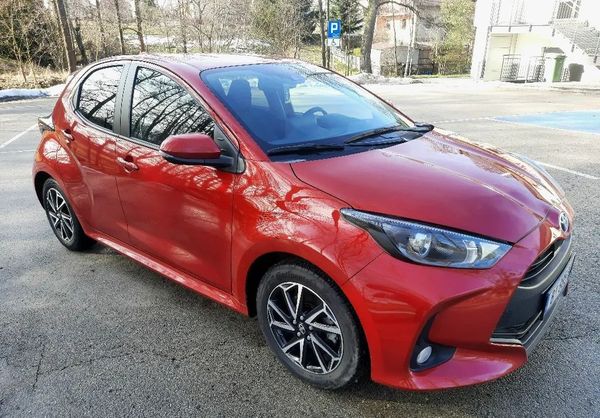 Toyota Yaris 1.5 Hybrid 2023