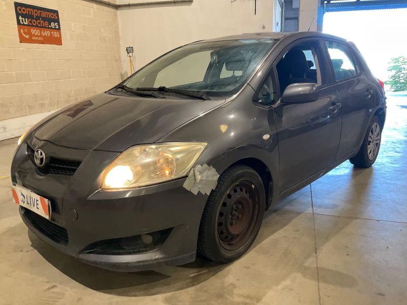 Toyota Auris 1.4 Luna