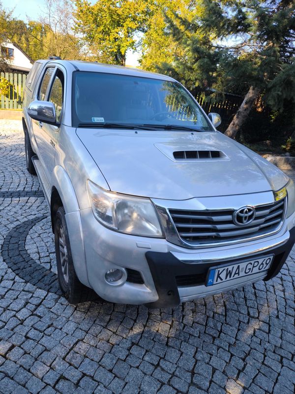 Toyota Hilux sprzedam