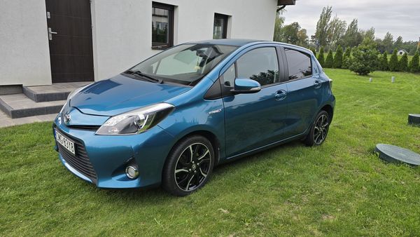 Toyota Yaris 1.5 Hybrid 2013