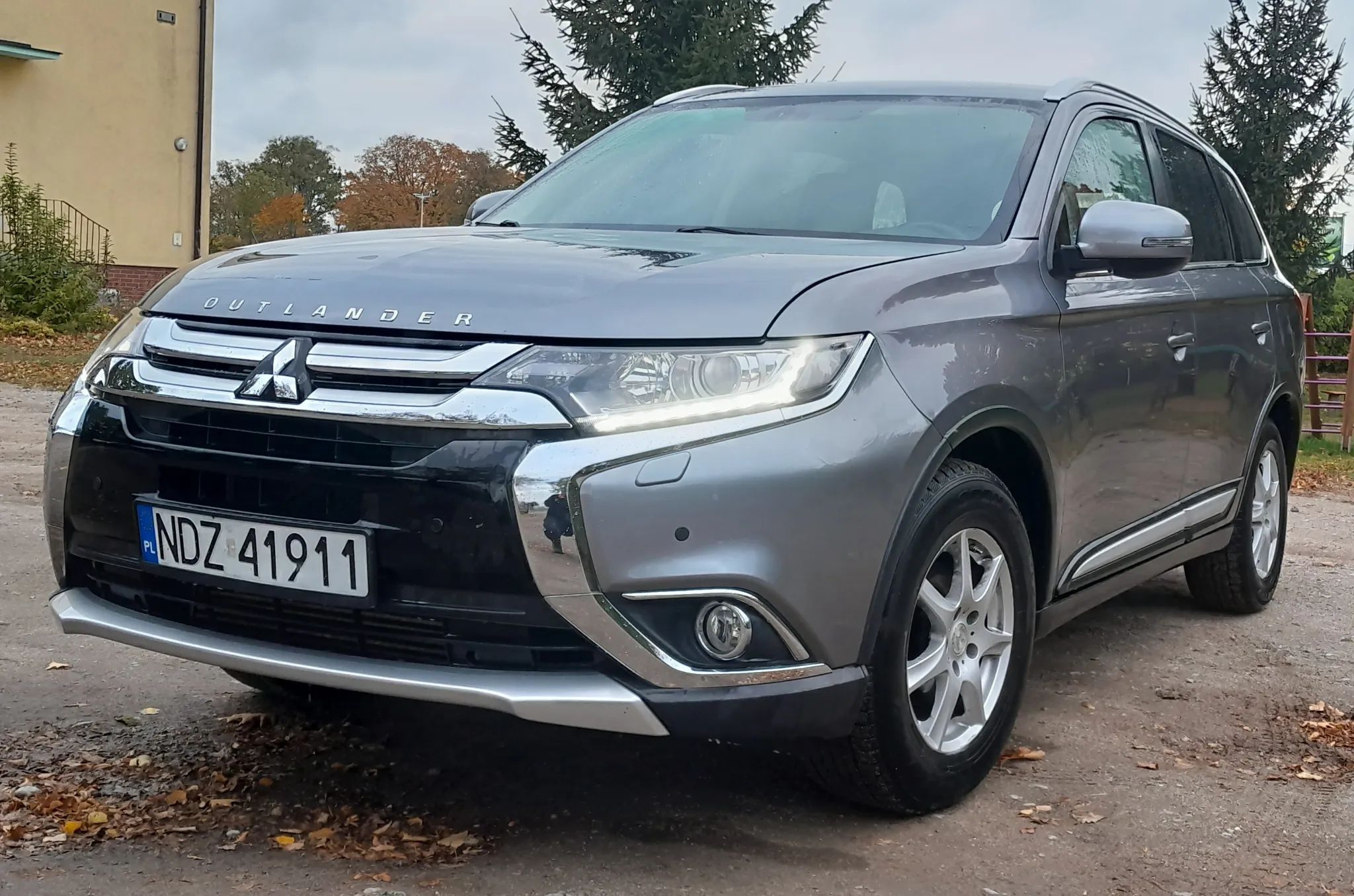Mitsubishi Outlander 2.3 DI-D 4x4 2015
