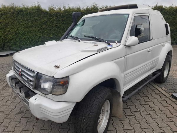 Mitsubishi Pajero 3.5 Petrol 1993