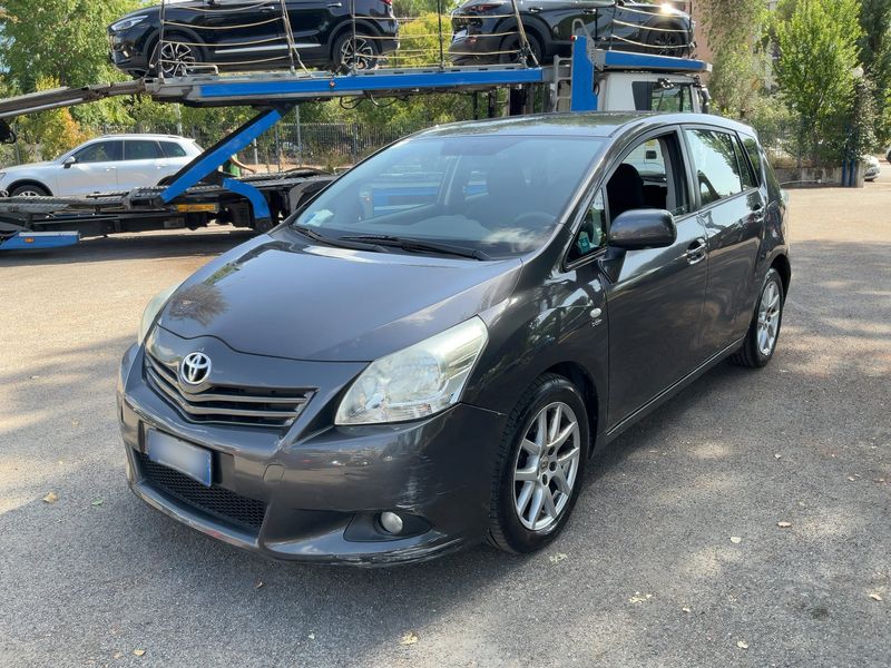 Toyota Verso 2.2 D-4D Sol