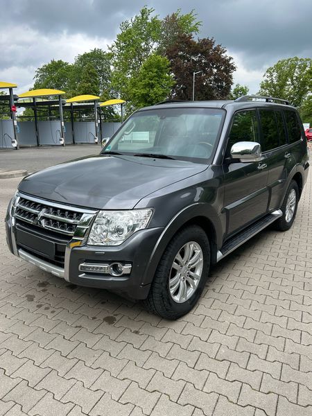 Mitsubishi Pajero 3.2 DI-D Top