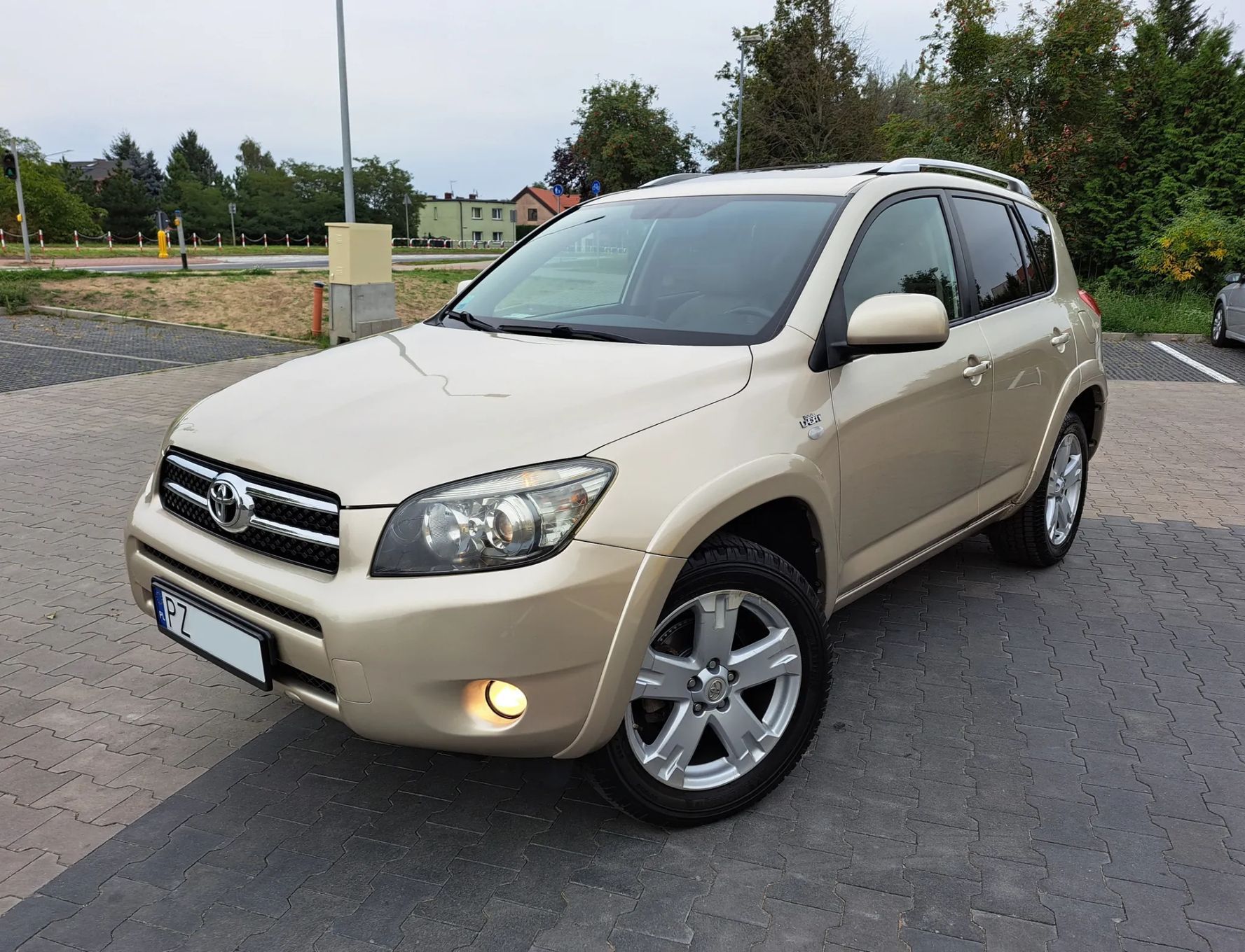 Toyota RAV4 4x4*2.2 D-CAT 177 KM*Klimatronic*Navi*Kamera*Zarejestrowane*w*Kraju