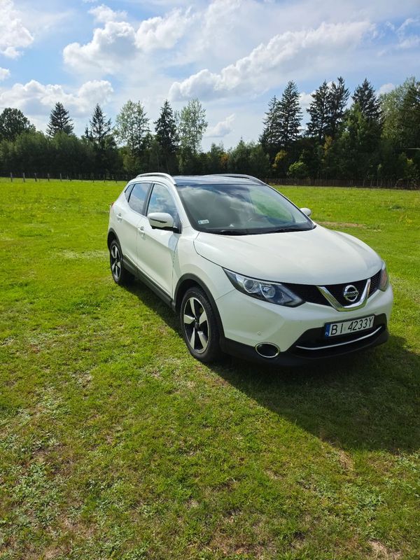 Nissan Qashqai 1.6 Petrol 2015