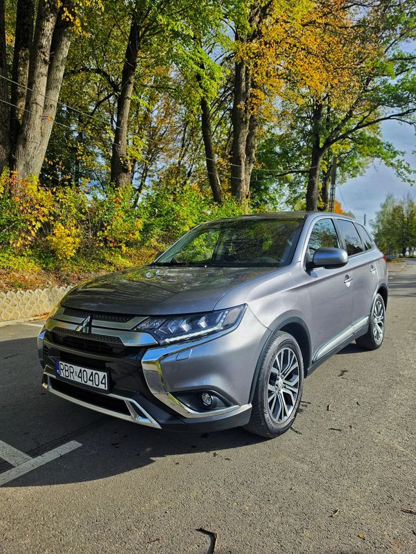 Mitsubishi Outlander 2.4 Petrol 4x4 2019