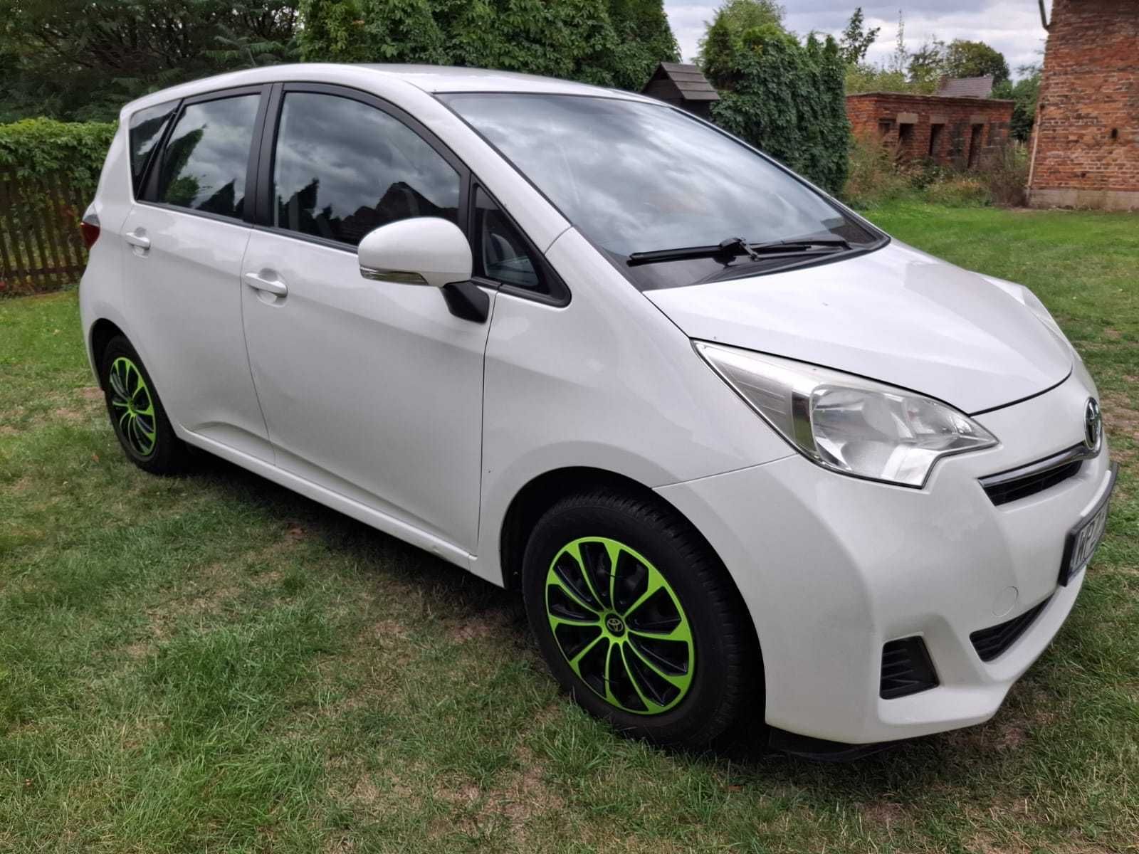 Toyota Verso S 2011 year automatic 1,33 petrol 90 kM low mileage