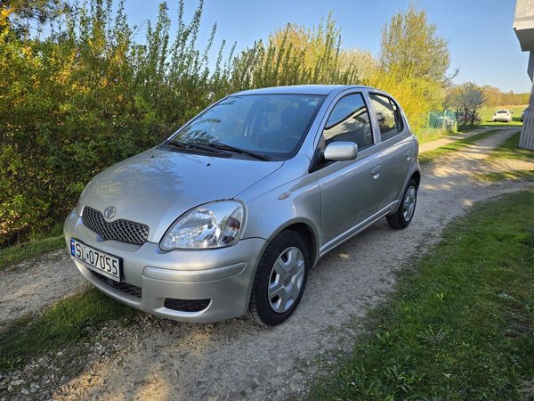 Toyota Yaris 1.0 super condition, Polish showroom