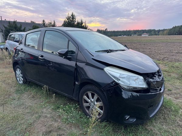 Toyota Yaris 1.0Benz. 69KM * Klima * Alu *