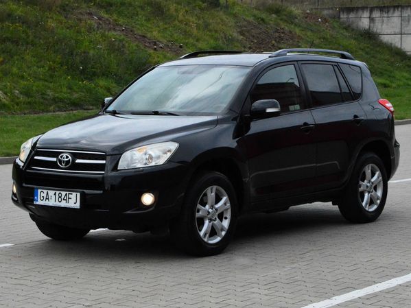 Toyota RAV4 2,0VVTi 16V Benzyna 158KM 2009r Polski Salon Bezwypadkowy Serwisowany