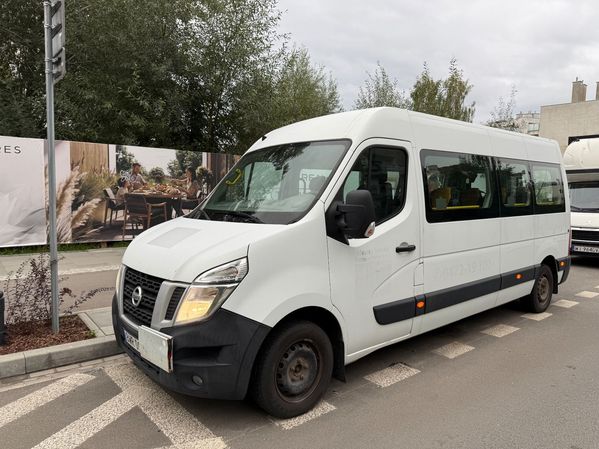 Nissan NV400