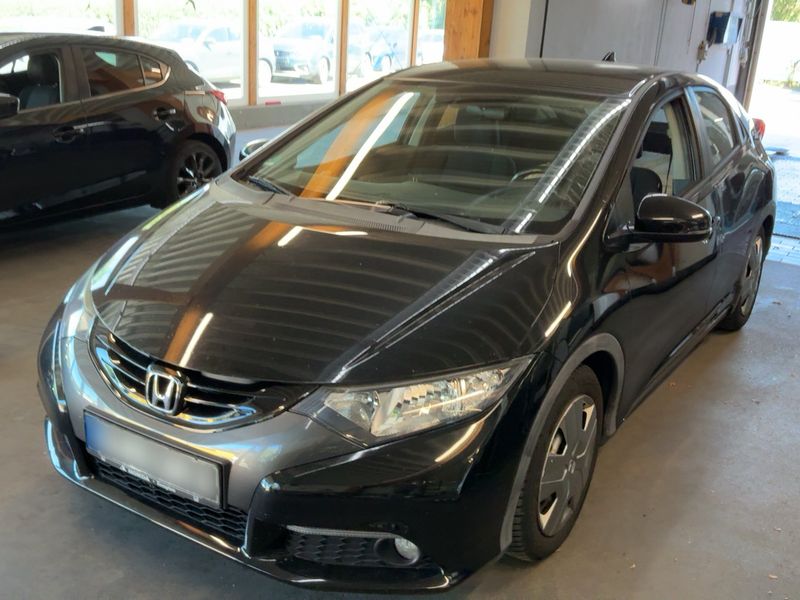 Honda Civic 1.8 i-VTEC Sport