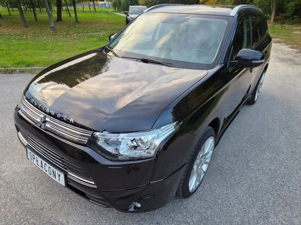 Mitsubishi Outlander 2.0 Plug-in hybrid 4x4 2014
