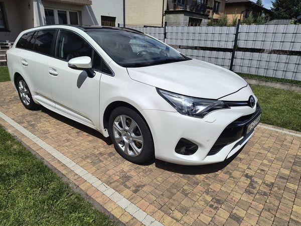 Toyota Avensis 2.0 D-4D 2016